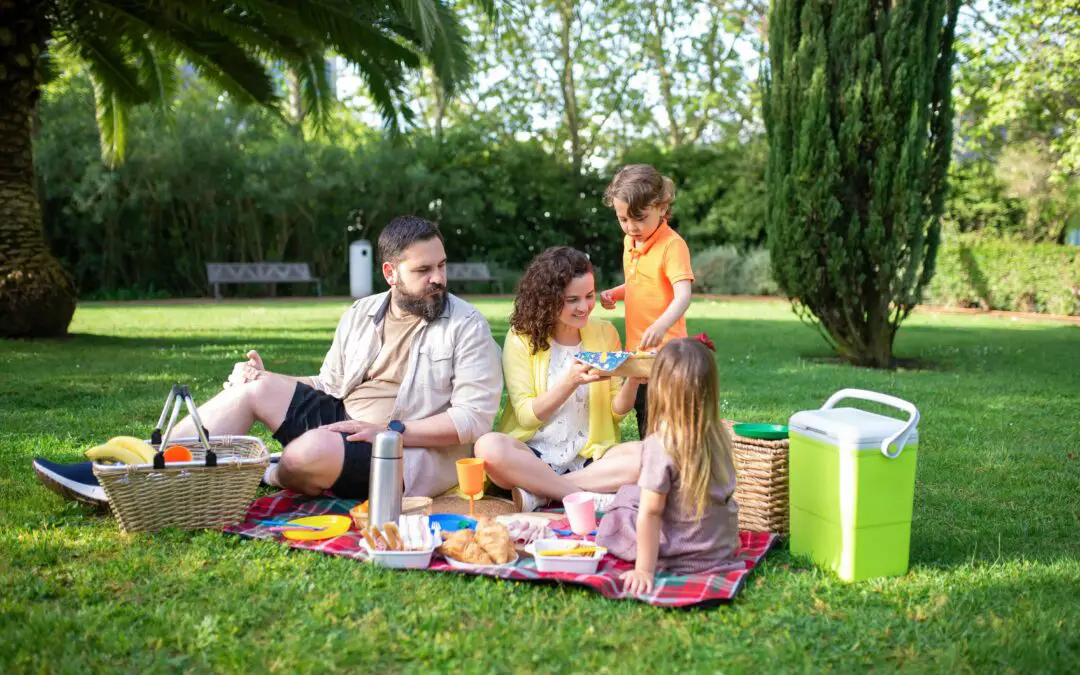 Easy Summer Beach Vacation Recipes & Ideas for Families